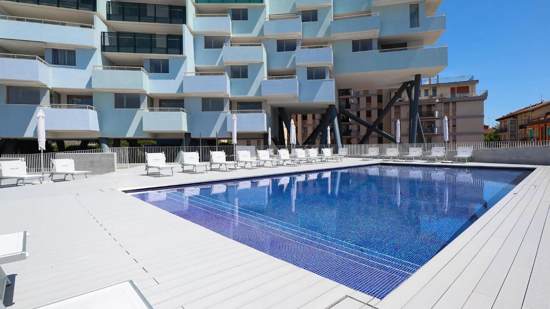 Podium Apartment Lido di Jesolo 0*,